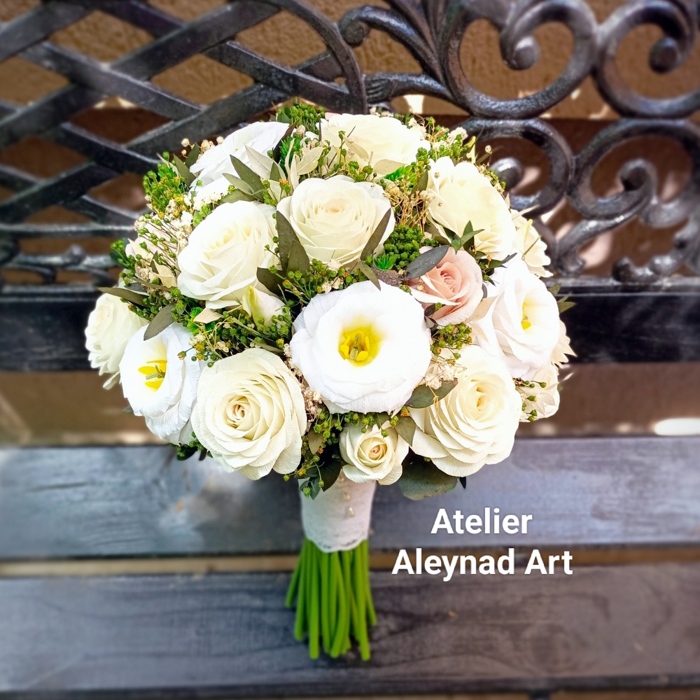 Buchet  "White roses"
