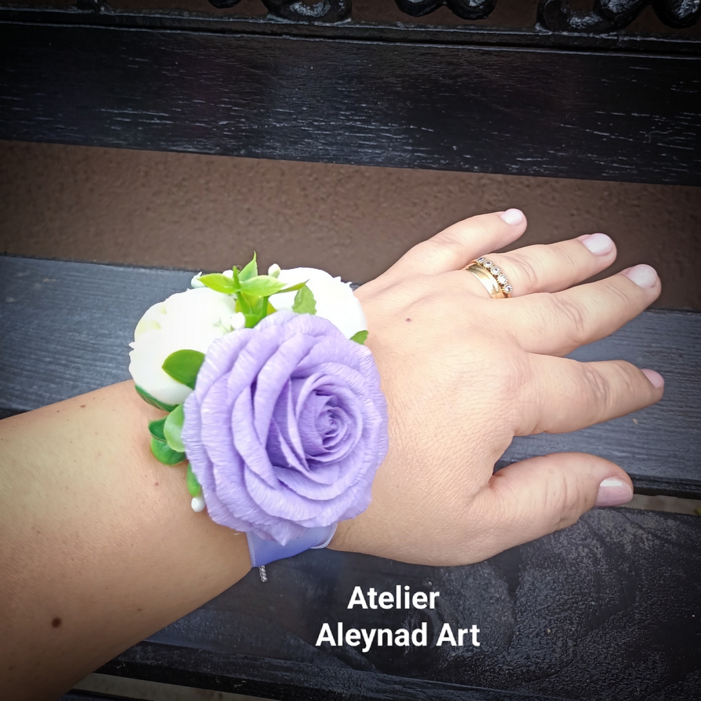 Corsaj "White & Purple rose"